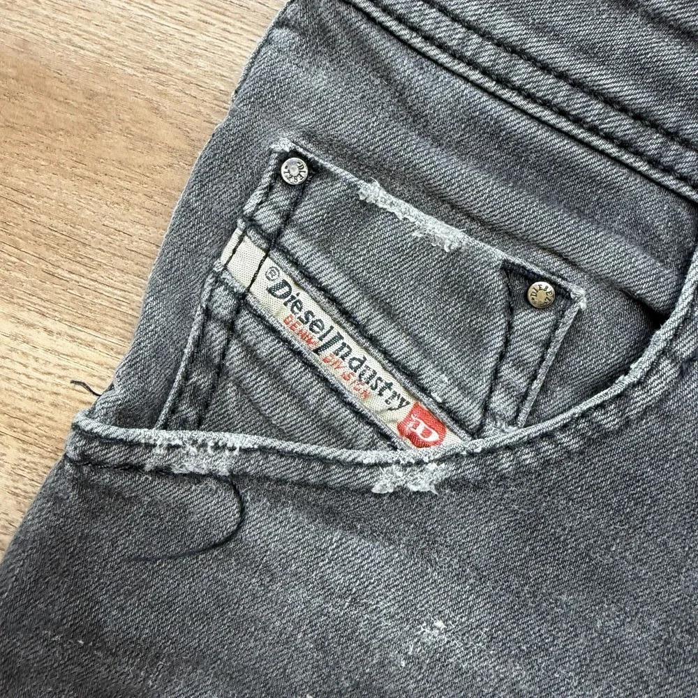 Diesel Krayver‎ Jeans Men 31x32 Gray Slim Carrot Stretch Charcoal Faded 0666Q